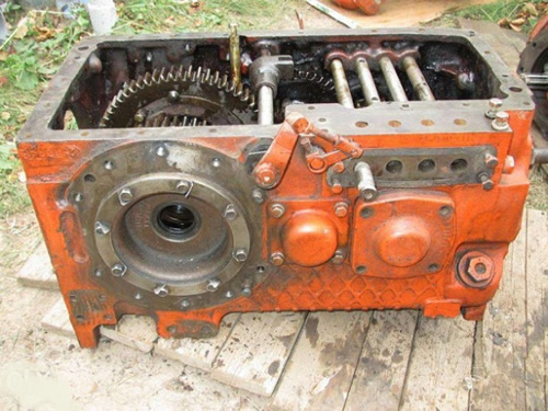 особенности коробки передач трактора Т-25