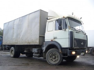 автомобиль МАЗ-53366 021