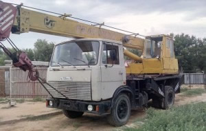 автокран на шасси МАЗ-5337