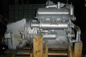 двигатель модели ЯМЗ 236