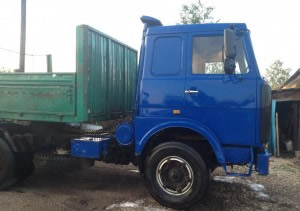модификация 020 автомобиля МАЗа-54329
